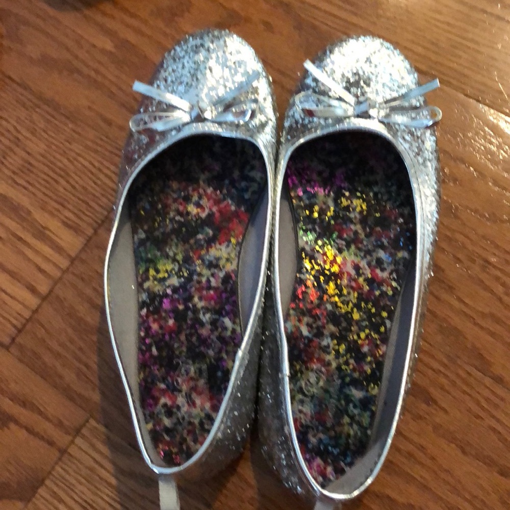 Sparkly silver flats 🌲🎅🏼Christmas sale🎅🏼🌲
